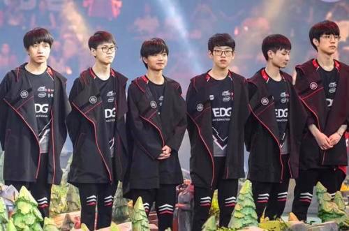 场逼抢力度 场逼抢力度