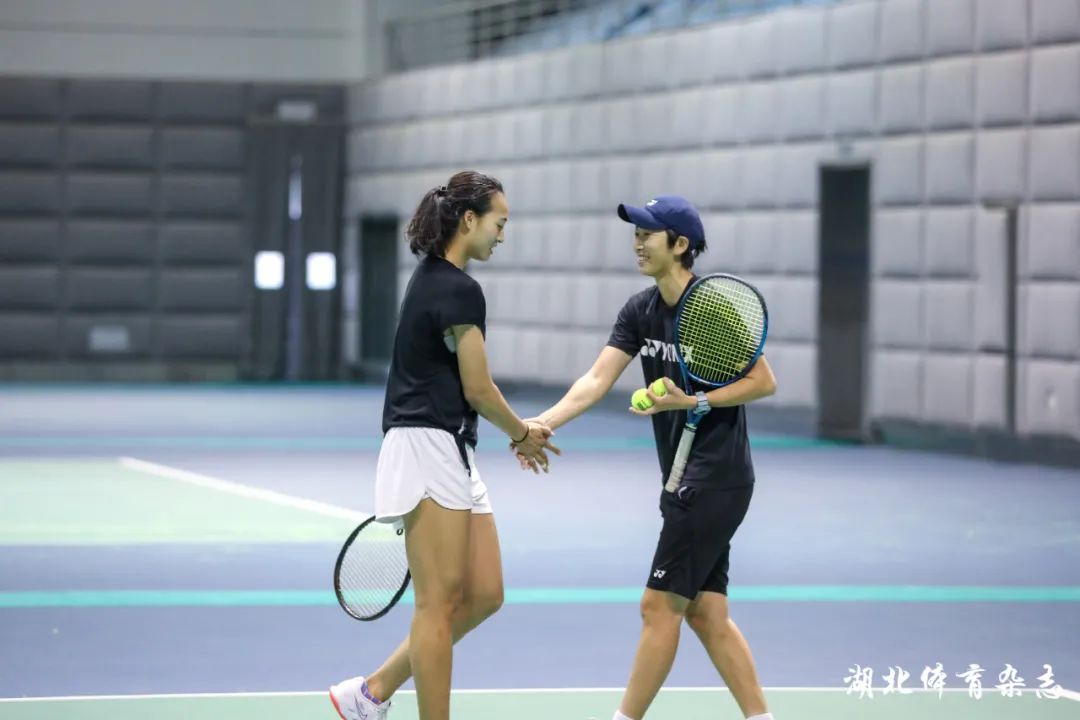 贯的高压逼 贯的高压逼