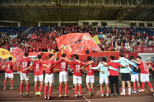 随团队道具 随团队道具